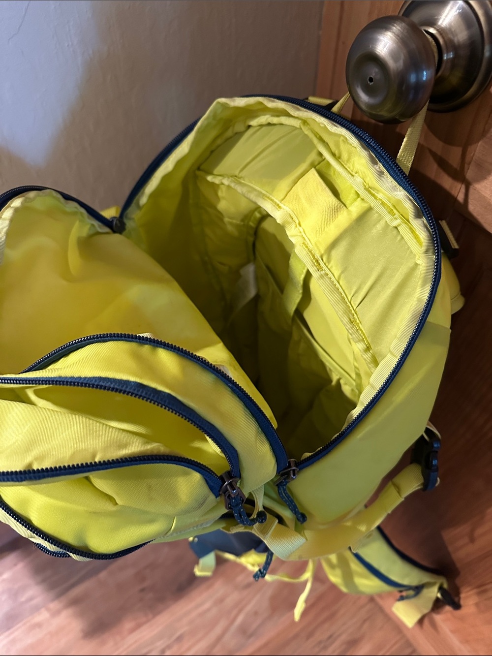 Patagonia Yellow and Navy Daypack Backpack - Picture 3 of 3